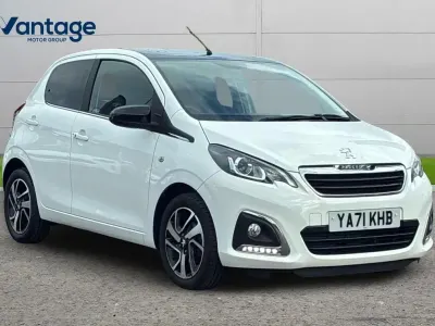 Used Peugeot 108 Allure 71 HP (52 kW) 2022 White Hatchback