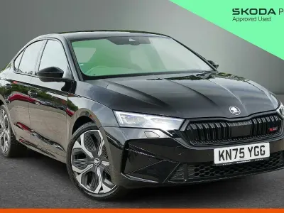 Used Skoda Octavia vRS 265 HP (194 kW) 2025 Black Hatchback