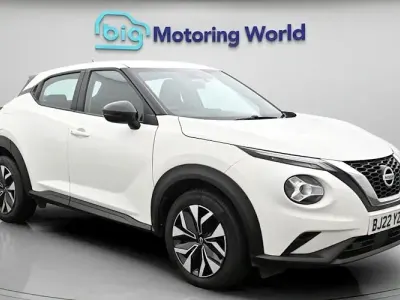 Usado Nissan Juke Acenta 114 CV (83 kW) 2022 Blanco SUV