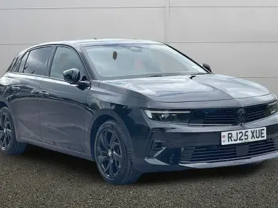 Begagnad Vauxhall Astra 131 HK (96 kW) 2026 Halvkombi