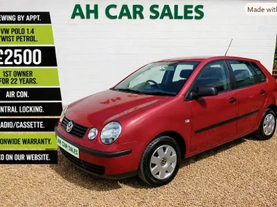 Used VW Polo 75 HP (55 kW) 2003 Red Hatchback
