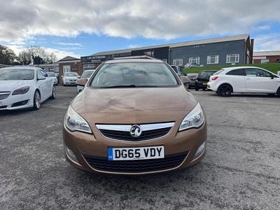 Brown Used 2015 Vauxhall Astra Elite Hatchback | £3,695 (Good price)