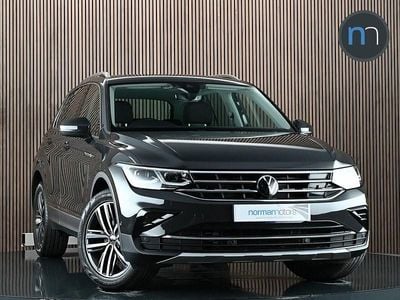 Used VW Tiguan Elegance 150 HP (110 kW) 2023 Grey SUV