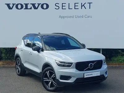 Used Volvo XC40 R-Design 197 HP (144 kW) 2022 Silver SUV