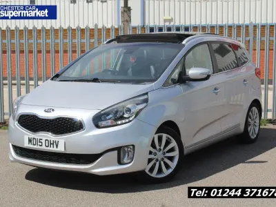 Used Kia Carens 2015 Silver MPV