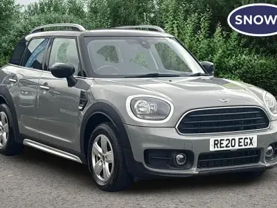 Usado Mini Cooper Classic 136 HP (100 kW) 2020 Citadino