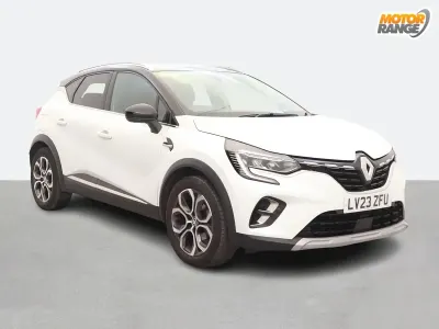 Used Renault Captur Techno 91 HP (66 kW) 2023 White/black SUV