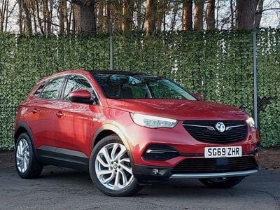 Used Vauxhall Grandland X Elite 130 HP (95 kW) 2019 Red SUV