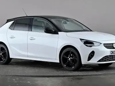 Used Vauxhall Corsa Edition 75 HP (55 kW) 2021 White Hatchback