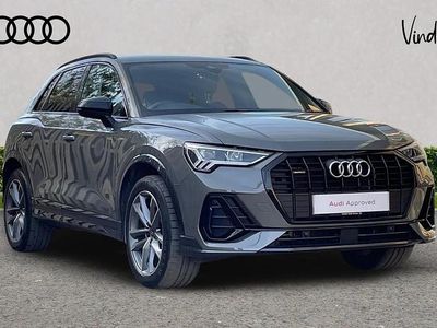 Używany Audi Q3 Black Edition 197 KM (144 kW) 2023 Szary SUV