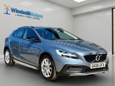 Begagnad Volvo V40 Pro 2016 Blå Halvkombi