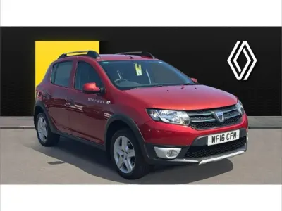 Used Dacia Sandero Lauréate 90 HP (66 kW) 2016 Red Hatchback