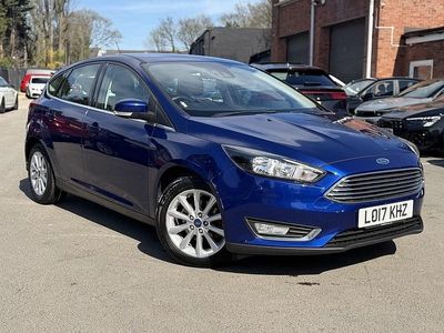 Używany Ford Focus Titanium 125 KM (91 kW) 2017 Niebieski Hatchback