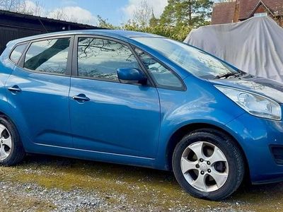 Used Kia Venga 90 HP (66 kW) 2014 Blue Hatchback