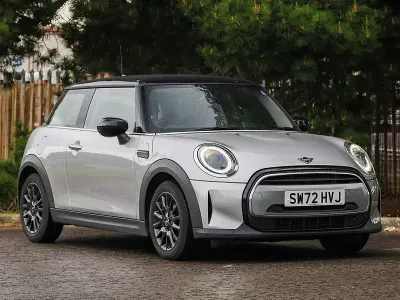 Used Mini Cooper Classic 136 HP (100 kW) 2023 Silver Hatchback