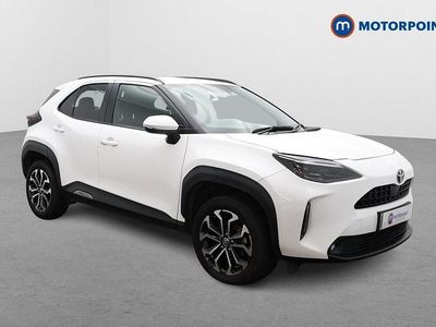 Used Toyota Yaris Hybrid Design 2023 White Hatchback