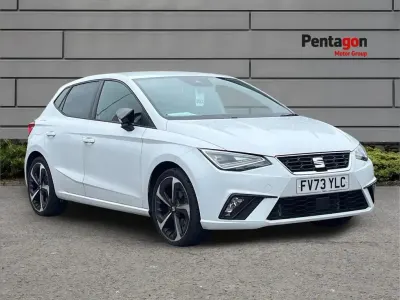 Used Seat Ibiza FR Sport 108 HP (79 kW) 2023 White Hatchback