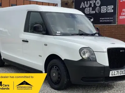Used LEVC VN5 City 150 HP (110 kW) 2021 White MPV