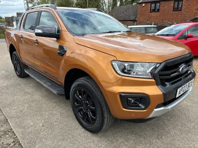 Käytetty Ford Ranger Wildtrack 2023 Oranssi Nouto