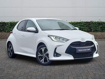 Used Toyota Yaris Hybrid Design 2024 White Hatchback