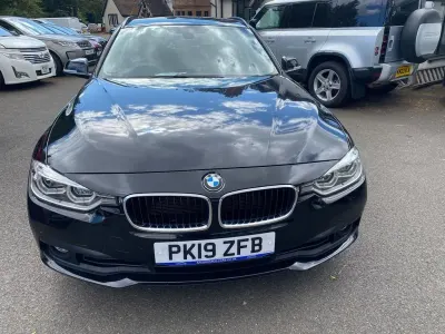 Used BMW 318 Comfort Edition 2019 Black Estate
