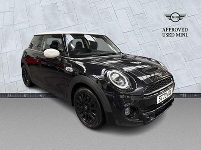 Midnight black Used 2020 Mini Cooper S Classic Hatchback | £14,207 (Good price)