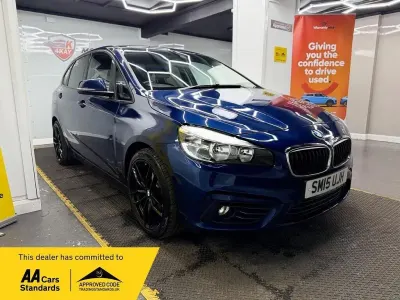 Usado BMW 220 Sport Line 190 CV (139 kW) 2015 Azul Utilitario