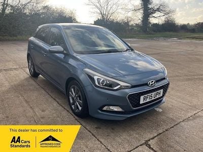 Used Hyundai i20 Premium SE 100 HP (73 kW) 2015 Blue Hatchback