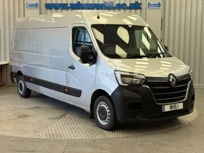 Usado Renault Master Business 135 HP (99 kW) 2022 Cinzento Van