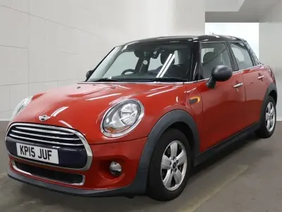Used Mini Cooper Hatch 136 HP (100 kW) 2015 Red Hatchback