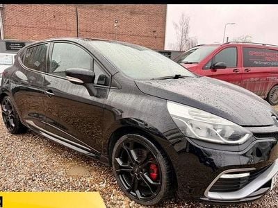 Used Renault Clio IV 200 HP (147 kW) 2015 Black Hatchback