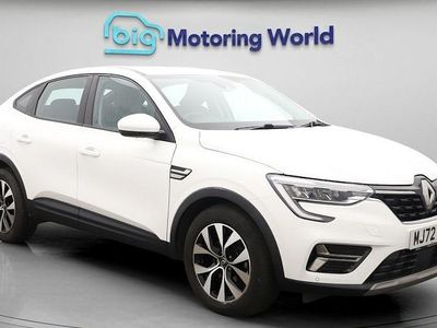 White Used 2022 Renault Arkana Iconic SUV | £12,600 (Fair price)