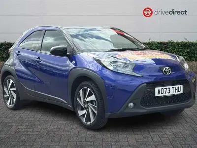 Usado Toyota Aygo X 72 HP (52 kW) 2023 Azul SUV