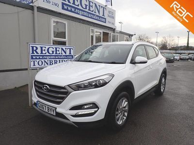 White Used 2017 Hyundai Tucson SE SUV | £8,495 (Fair price)