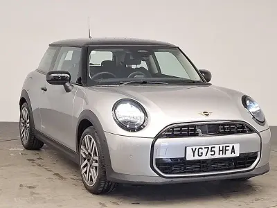 Used Mini Cooper Classic 114 kW (156 HP) 2025 Silver Hatchback