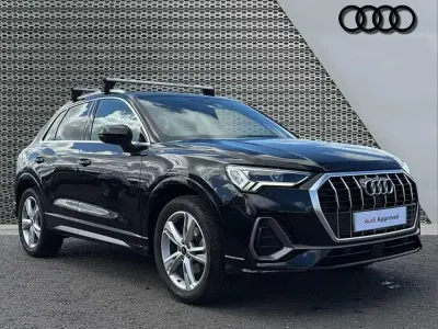 Używany Audi Q3 S-Line 150 KM (110 kW) 2024 Czarny SUV