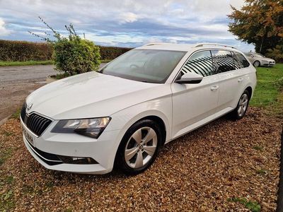White Used 2016 Skoda Superb Business Line Estate | £7,495 (Expensive)