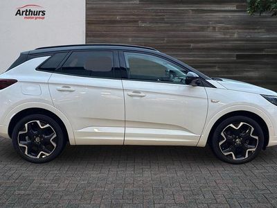 Used Vauxhall Grandland X Ultimate 128 HP (94 kW) 2023 White SUV