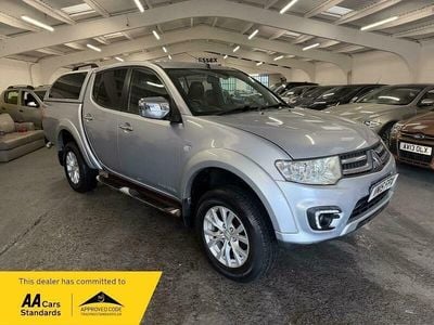 Used Mitsubishi L200 176 HP (129 kW) 2015 Silver Pickup