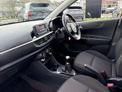 Used Kia Picanto 66 HP (48 kW) 2021 Yellow Hatchback