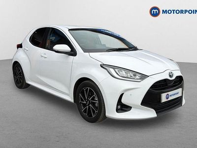 Used Toyota Yaris Hybrid Design 2024 White Hatchback