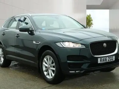 Used Jaguar F-Pace Prestige 180 HP (132 kW) 2016 Green SUV