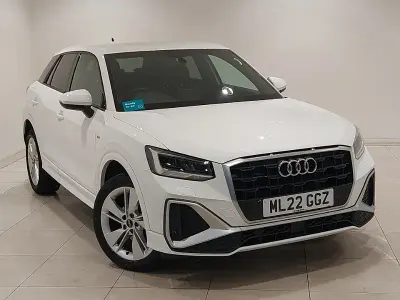 Używany Audi Q2 S-Line 150 KM (110 kW) 2022 Biały SUV