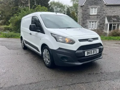 Usado Ford Transit Connect 75 HP (55 kW) 2015 Branco Monovolume
