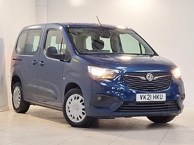 Second-hand Vauxhall Combo Edition 110 CP (80 kW) 2021 Albastru Monovolum