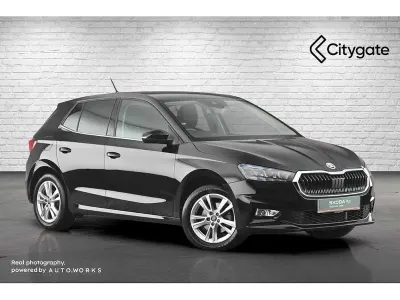 Begagnad Skoda Fabia SE L 85 HK (62 kW) 2025 Svart Halvkombi