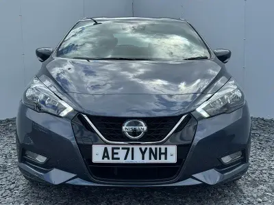 Używany Nissan Micra Acenta 92 KM (67 kW) 2021 Szary Hatchback
