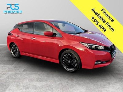 Used Nissan Leaf N-Connecta 110 kW (150 HP) 2022 Red Hatchback