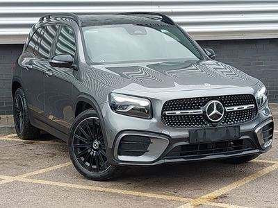 Mercedes GLB200