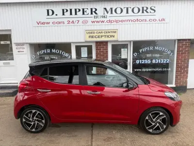 Used Hyundai i10 Premium 2023 Red Hatchback